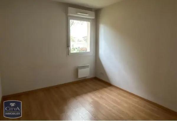 Appartement à louer 3 pièces 70.12m² Léguevin (31490)
