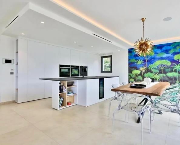 Dpt Var (83), à vendre SAINTE MAXIME maison P6 de 280 m² - Terrain de 1637 m²