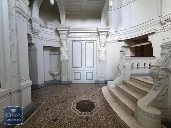 Appartement à louer 2 pièces 68.05m²