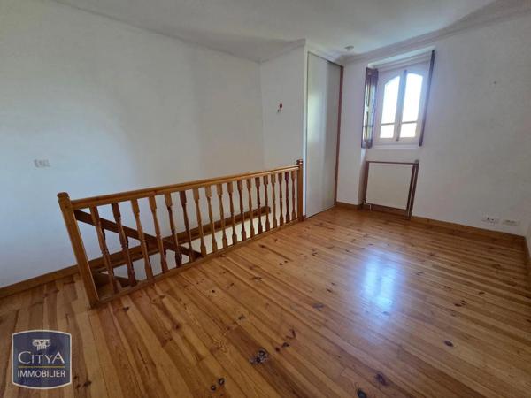Appartement à louer 2 pièces 68.05m²