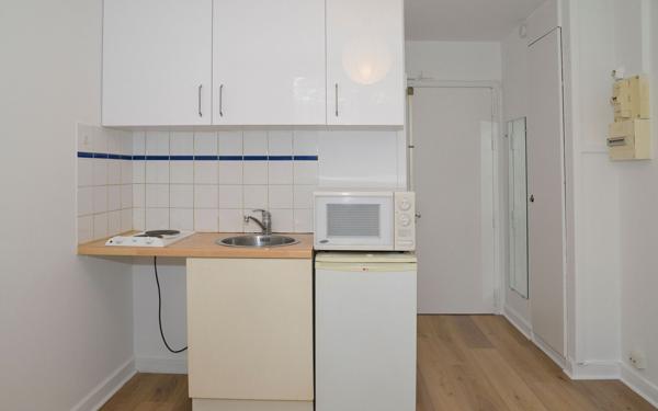 Appartement à vendre    2 pièces • 12,75 m2 Paris 20