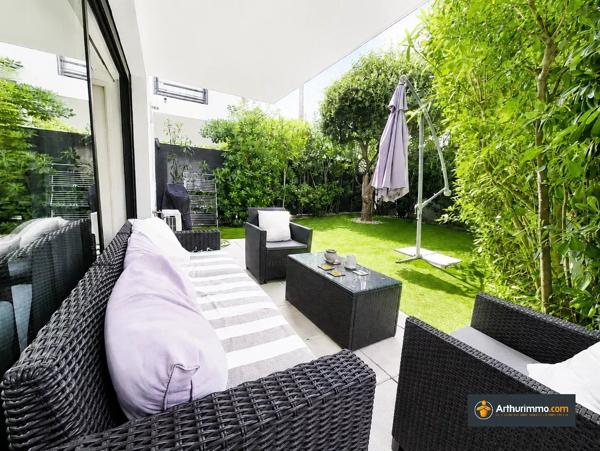 Vente                                                      Appartement
                        
                     2 pièces                      40 m2                     à Nice