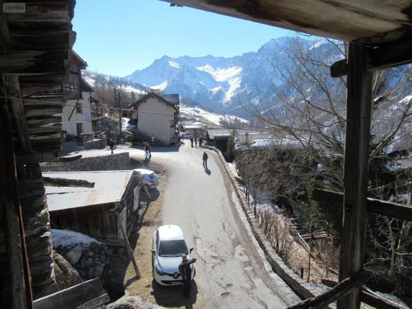 Maison à restaurer à vendre à Saint-Véran dans lesHautes-Alpes (05350), ref : 11808205   
Pierre Belle