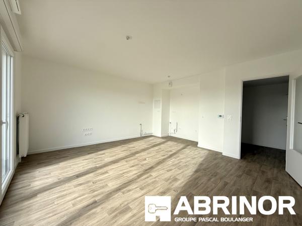 T2 47 m² avec balcon plein sud et parking sécurisé – Saint-Honoré AMIENS