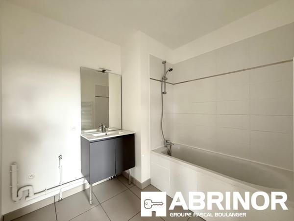 T2 47 m² avec balcon plein sud et parking sécurisé – Saint-Honoré AMIENS