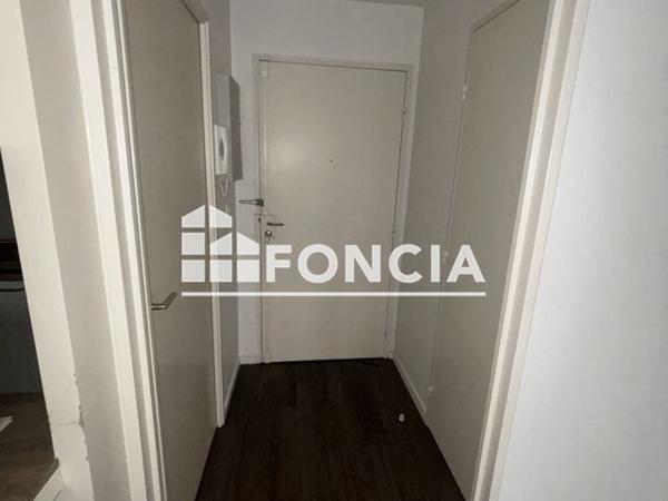 Location Appartement 2 pièces 37.8 m² - 57 RUE PERMENTADE Bordeaux 33000