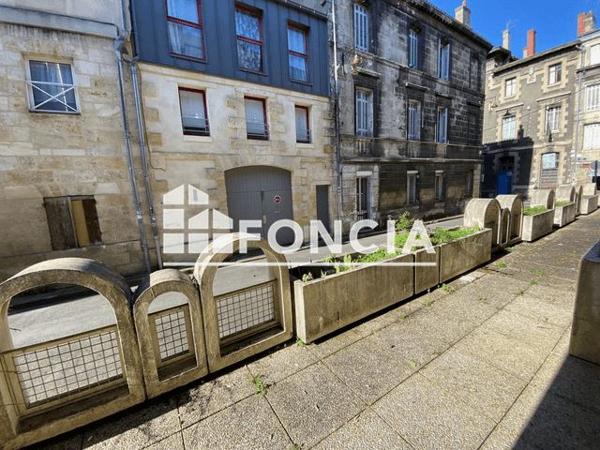 Location Appartement 2 pièces 37.8 m² - 57 RUE PERMENTADE Bordeaux 33000