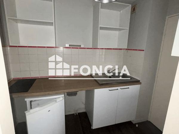 Location Appartement 2 pièces 37.8 m² - 57 RUE PERMENTADE Bordeaux 33000