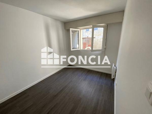 Location Appartement 2 pièces 37.8 m² - 57 RUE PERMENTADE Bordeaux 33000