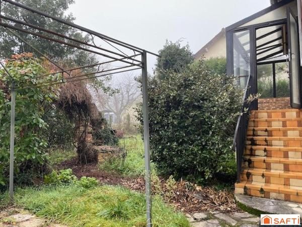 Maison 97 m2 - 3 chambres - Terrain 457 m2 - quartier résidentiel - proche commerces - écoles - RER D