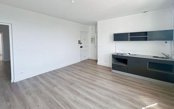 Appartement à vendre    4 pièces • 102,57 m2 Saint-Nazaire