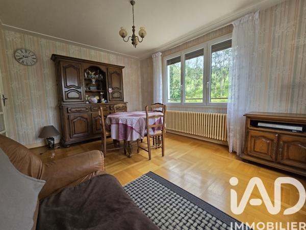 Maison à vendre 6 pièces 80 m² Le Mayet-de-Montagne