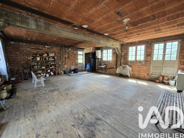 Maison à vendre 6 pièces 80 m² Le Mayet-de-Montagne