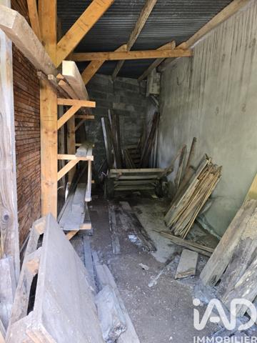 Maison à vendre 6 pièces 80 m² Le Mayet-de-Montagne