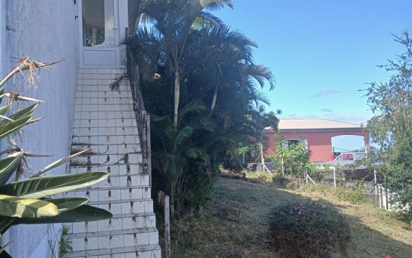 Maison à vendre    3 pièces • 170 m2 Petite-Île