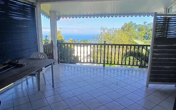 Maison à vendre    3 pièces • 170 m2 Petite-Île