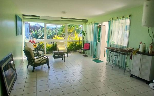 Maison à vendre    3 pièces • 170 m2 Petite-Île