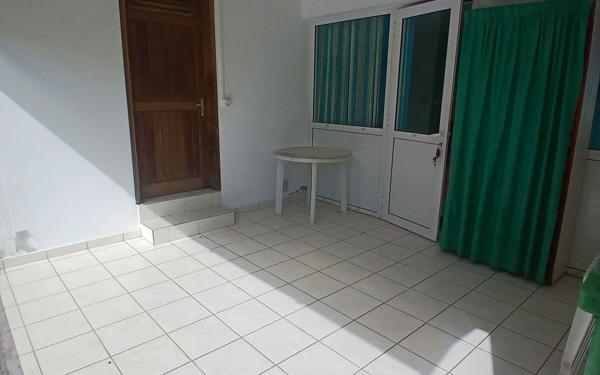 Maison à vendre    3 pièces • 170 m2 Petite-Île