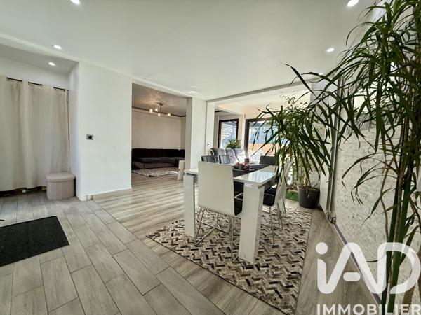 Maison à vendre 4 pièces 91 m² Épinay-sous-Sénart