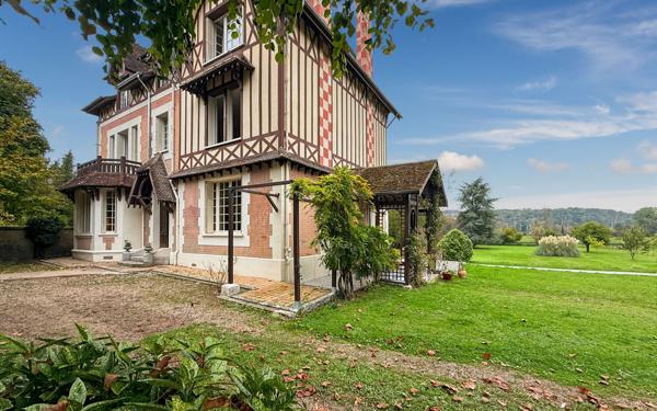 Maison à vendre    7 pièces •  Berthenonville