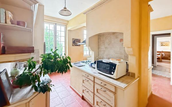 Maison à vendre    7 pièces •  Berthenonville