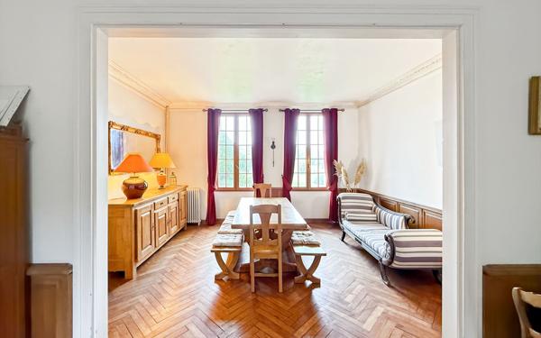 Maison à vendre    7 pièces •  Berthenonville