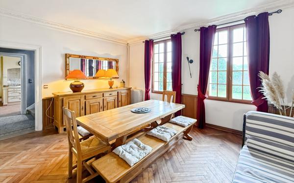 Maison à vendre    7 pièces •  Berthenonville