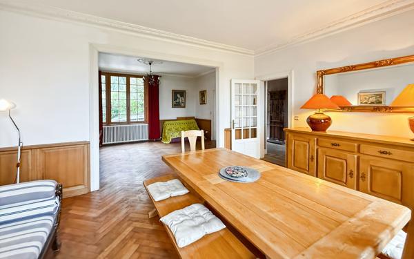 Maison à vendre    7 pièces •  Berthenonville