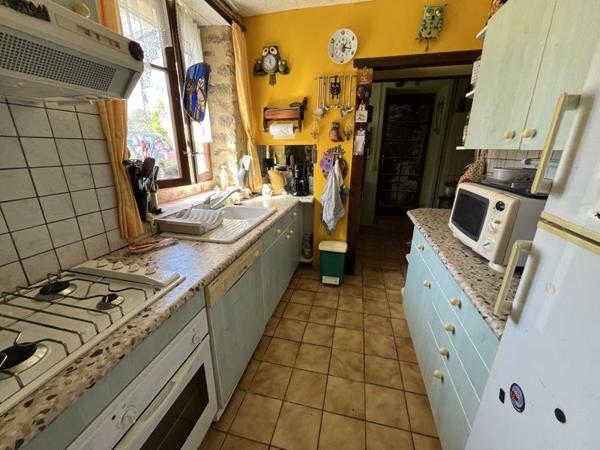 Maison à vendre 108 600 € La Chapelle-Baloue 3 p 93 m² DPE E