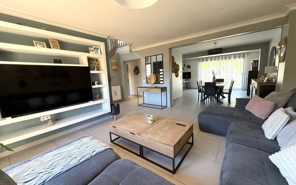 Maison à vendre    6 pièces •  Saint-Germain-lès-Corbeil