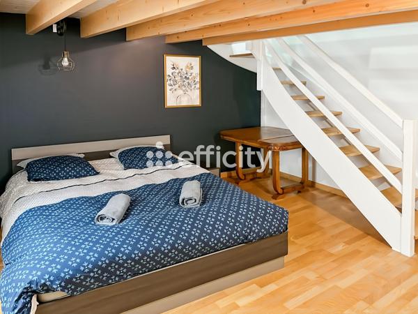 Appartement
         5 pièces
        - 150 m² Exclusivité