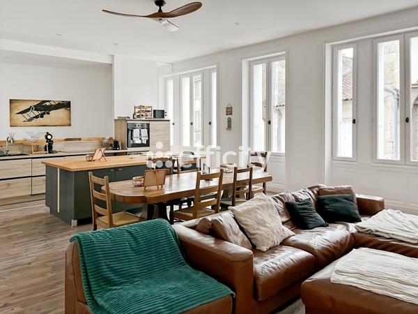 Appartement
         5 pièces
        - 150 m² Exclusivité