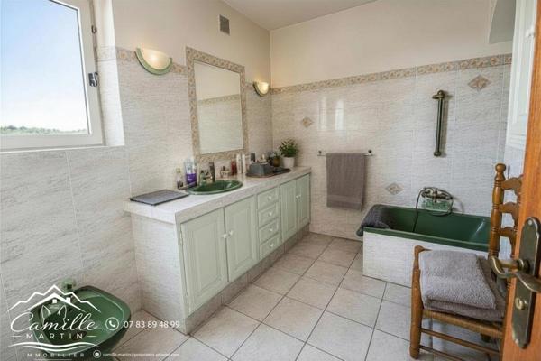 Appartement Saint Raphael 4 pièce(s) 108.16 m2