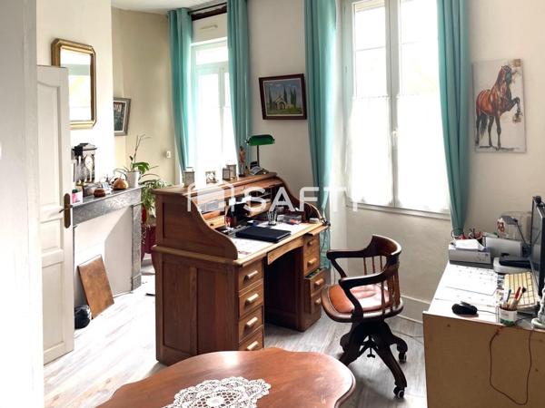 Maison de ville élégante et lumineuse de 92 m² sur deux niveaux, alliant charme et modernité