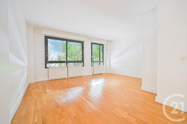 Appartement F2 à vendre  2 pièces - 56,24 m2 PARIS - 75016