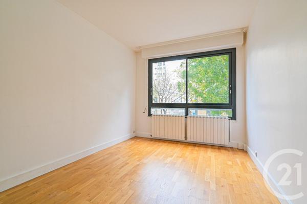 Appartement F2 à vendre  2 pièces - 56,24 m2 PARIS - 75016