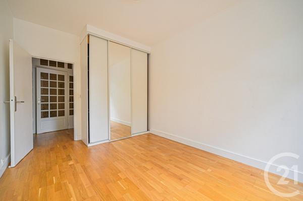 Appartement F2 à vendre  2 pièces - 56,24 m2 PARIS - 75016