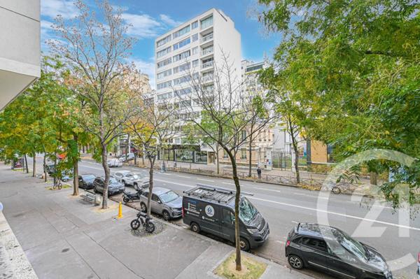 Appartement F2 à vendre  2 pièces - 56,24 m2 PARIS - 75016