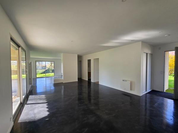 Maison Reze 8 pièce(s) 164 m2