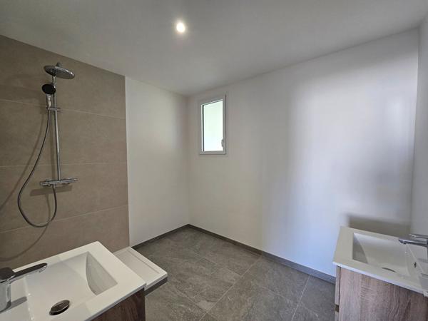 Maison Reze 8 pièce(s) 164 m2