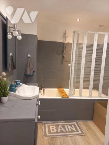 Maison de village en pierre