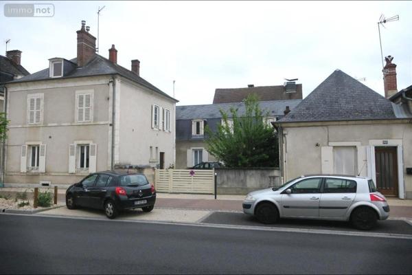 Immeuble à vendre à Bourges dans le Cher (18000), ref : 18005-1567