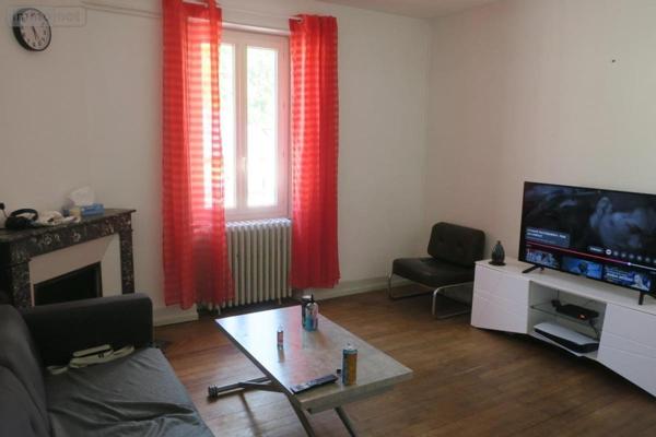 Immeuble à vendre à Bourges dans le Cher (18000), ref : 18005-1567