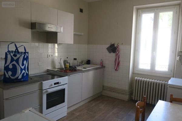 Immeuble à vendre à Bourges dans le Cher (18000), ref : 18005-1567