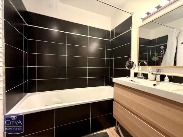 Appartement à vendre 3 pièces 68.82m² Noisy-le-Grand (93160)