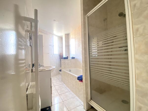 Achat maison Bobigny - 2 pièce(s) - 66 m² - 215 000 €