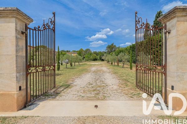 Maison à vendre 6 pièces 168 m² Éguilles