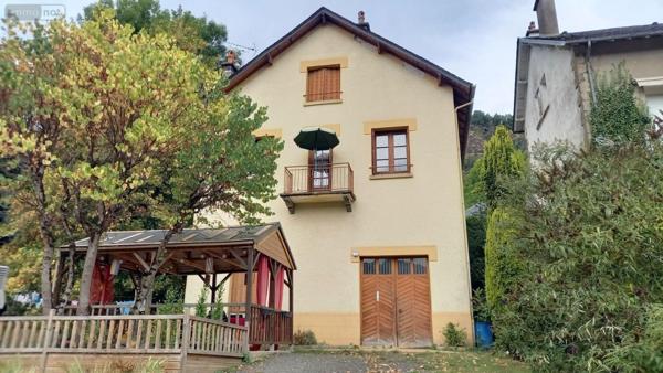 Maison à vendre à Vic-sur-Cère dans le Cantal (15800), ref : MG/2413