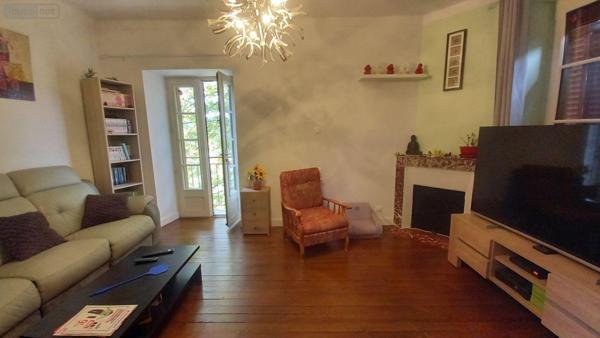 Maison à vendre à Vic-sur-Cère dans le Cantal (15800), ref : MG/2413