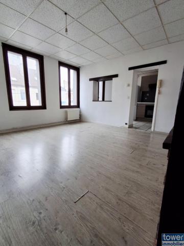 Duplex
                                                                                                                                                                                                                                                                                                                        4 pièce(s)                                                                                                                                                                                                          3 chambre(s)                                                                                                                                                                                                          80  m²